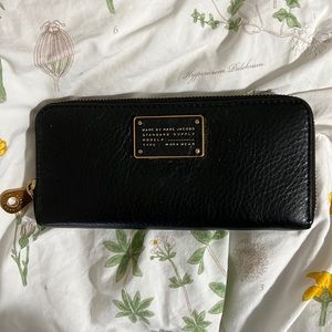 Marc jacobs black leather long wallet